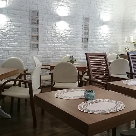 Aria Complex 公寓式酒店