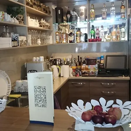 Aria Complex 公寓式酒店 3*