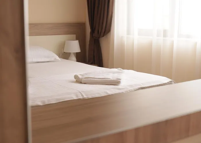 מלון דירות Aria Complex 3*