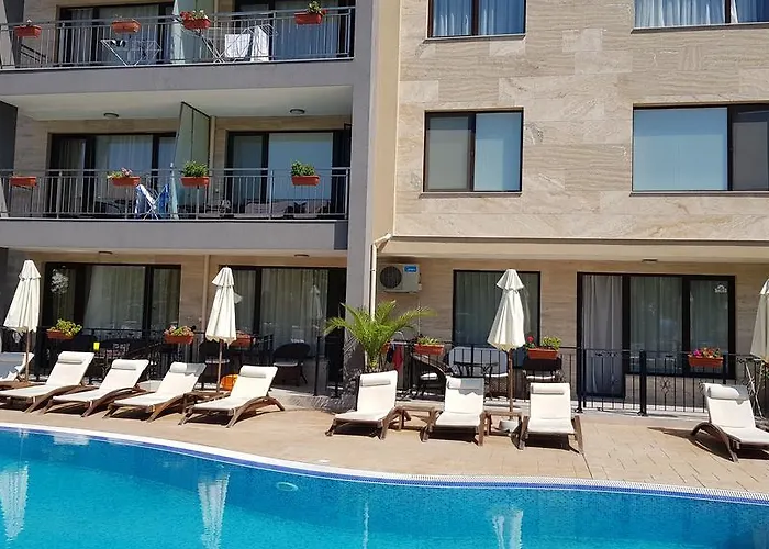 מלון דירות Aria Complex