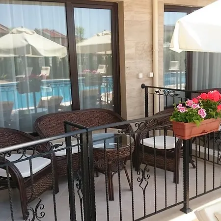 Aria Complex Aparthotel 3*