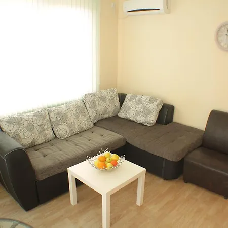 アパートホテル Aria Complex スヴェティ・ヴラス