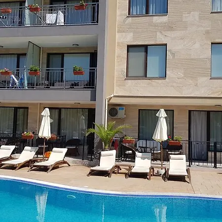 アパートホテル Aria Complex