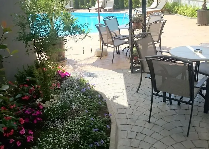 아파트호텔 Aria Complex 3*