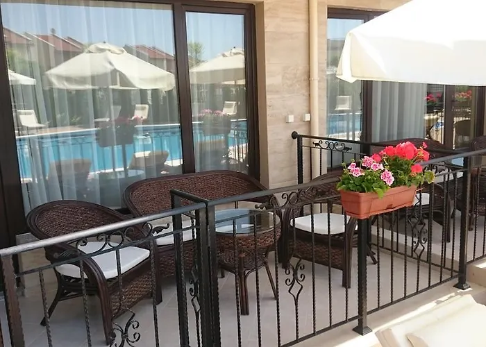 Aria Complex 아파트호텔 3*