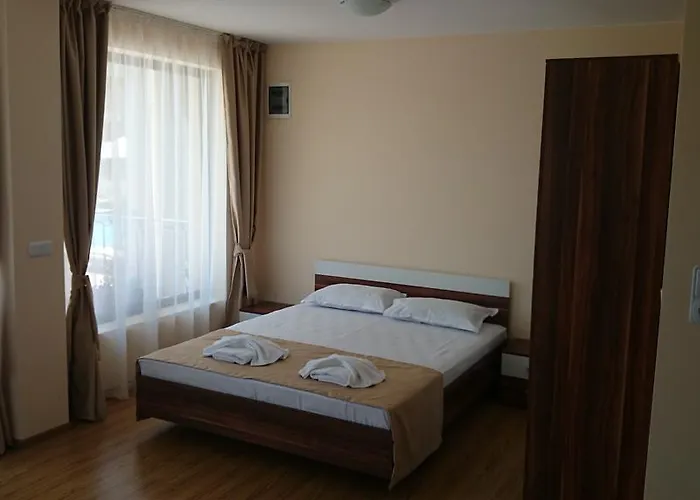 아파트호텔 Aria Complex 3*