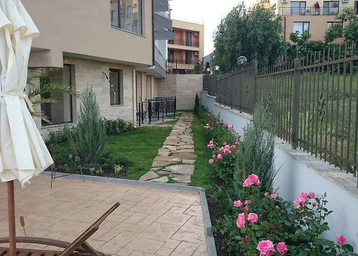 Aria Complex 아파트호텔 3*