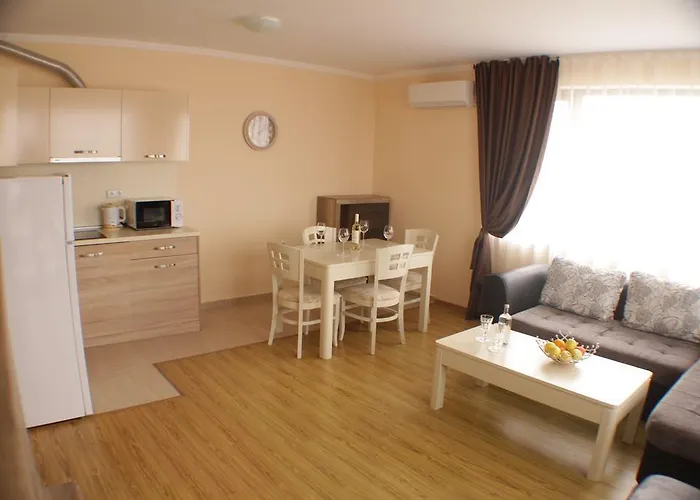 Aria Complex Aparthotel 3*