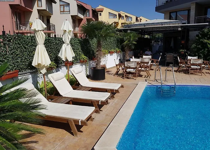 아파트호텔 Aria Complex 3*